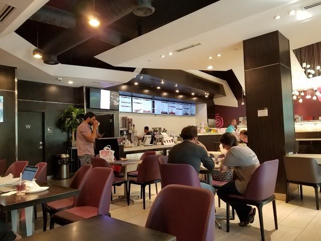 Sweet Hut Bakery & Cafe